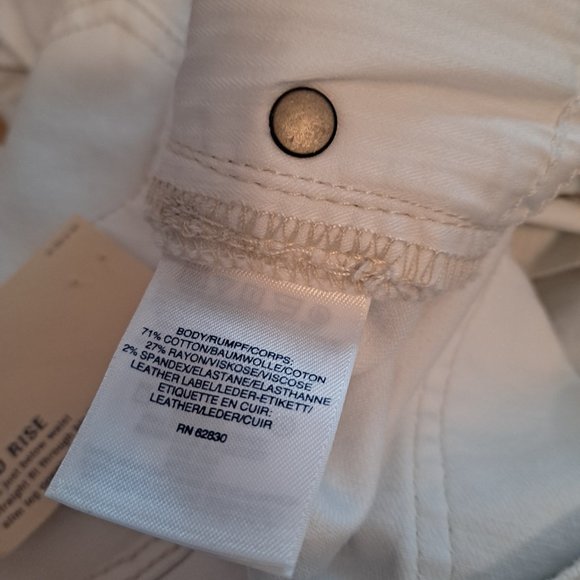 New NWT Lands End White Mid Rise Slim Denim Jeans - Picture 9 of 9